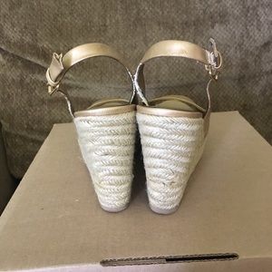 Mossimo man made wedge sandals.